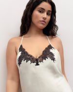 Anastasia Luxury Satin Chemise Ivory/Black — photo 2 (Bluebella)