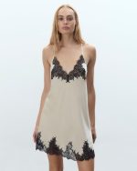 Anastasia Luxury Satin Chemise Ivory/Black — photo 7 (Bluebella)
